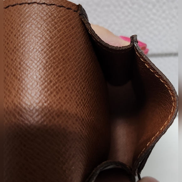 LOUIS VUITTON Monogram Cigarette Case C10030 EUC - Picture 7 of 10